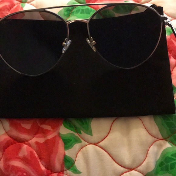 Quay Australia x Jasmine Sanders Sunglasses - Picture 4 of 6